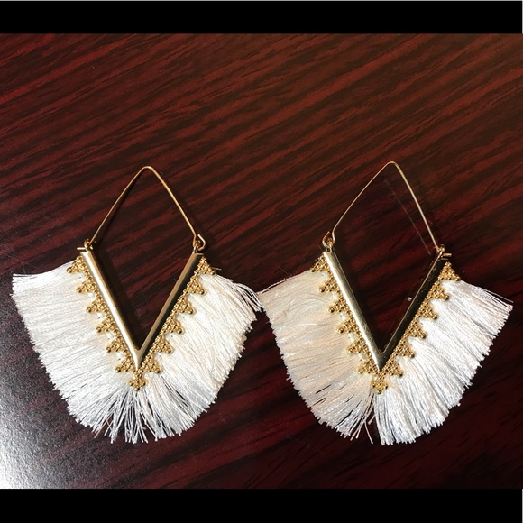 Lovely Triangular Tassel Earrings! - Picture 1 of 11
